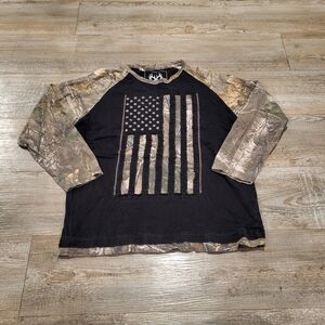 Buck Wear American Flag Camo Long Sleeve Tee Shirt Boys Size Medium
